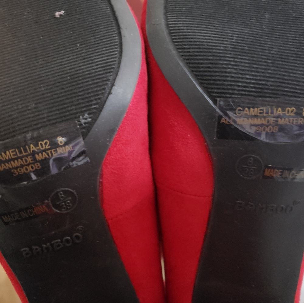 Shoes - Picture 4 of 4